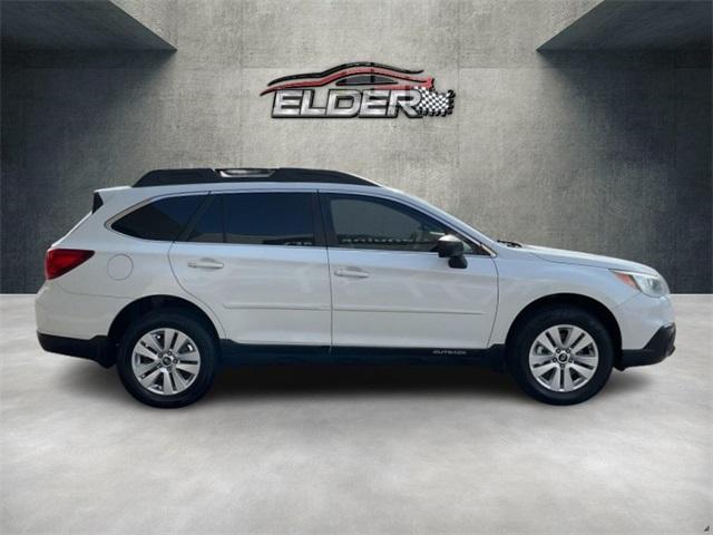 Photo of 2017 White Subaru Outback