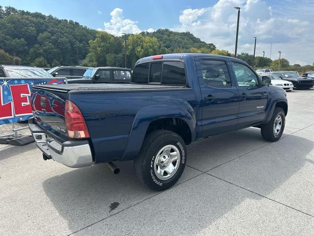 Photo of 2007 Indigo Ink Pearl Toyota Tacoma