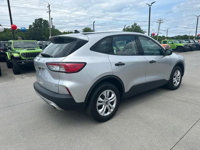 Photo of 2020 Ingot Silver Metallic Ford Escape