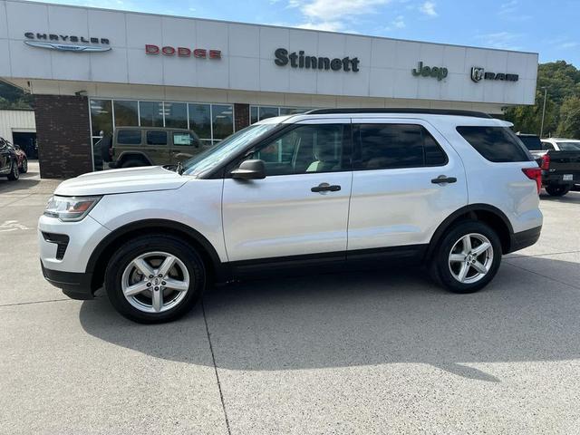 Photo of 2018 Ingot Silver Metallic Ford Explorer
