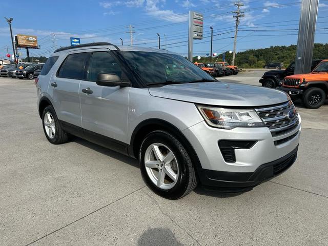 Photo of 2018 Ingot Silver Metallic Ford Explorer