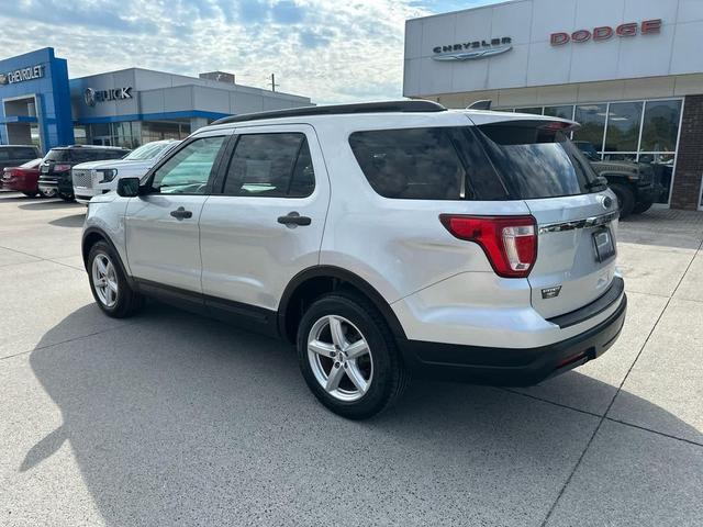 Photo of 2018 Ingot Silver Metallic Ford Explorer