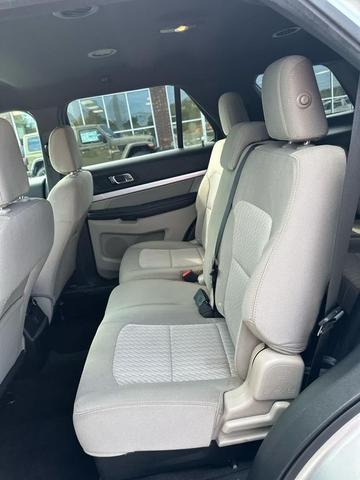 Photo of 2018 Ingot Silver Metallic Ford Explorer