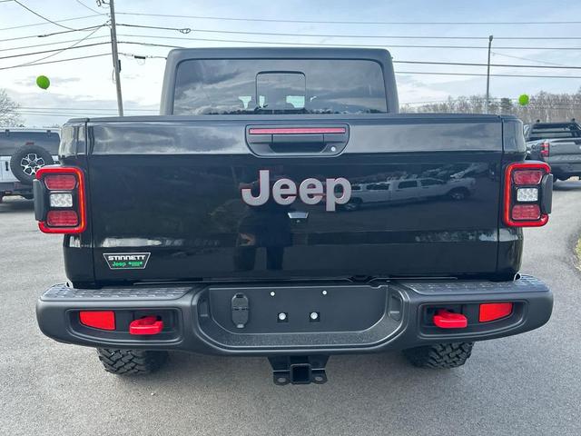 Photo of 2025 Black Clearcoat Jeep Gladiator