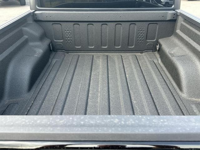 Photo of 2025 Black Clearcoat Jeep Gladiator