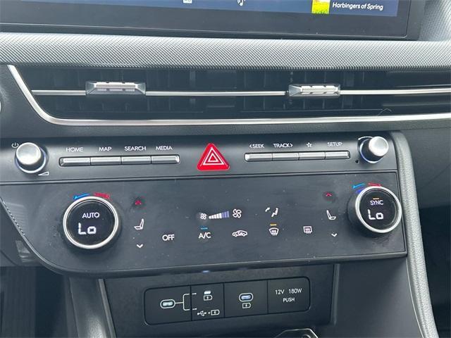 Photo of 2024 Onyx Black Hyundai SONATA