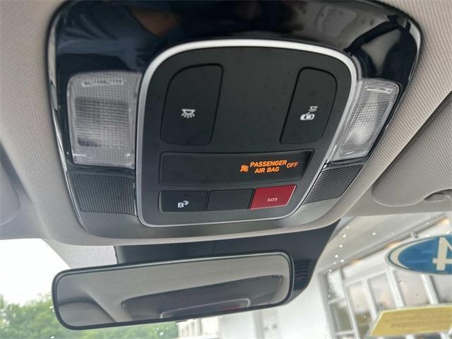 Photo of 2024 Onyx Black Hyundai SONATA