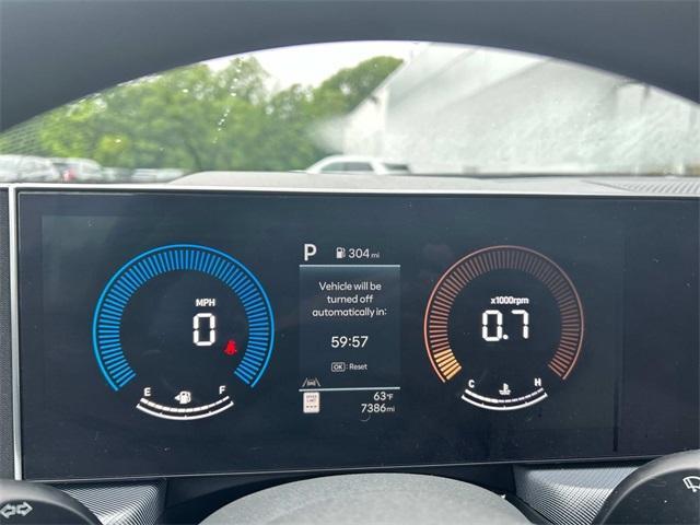 Photo of 2024 Onyx Black Hyundai SONATA