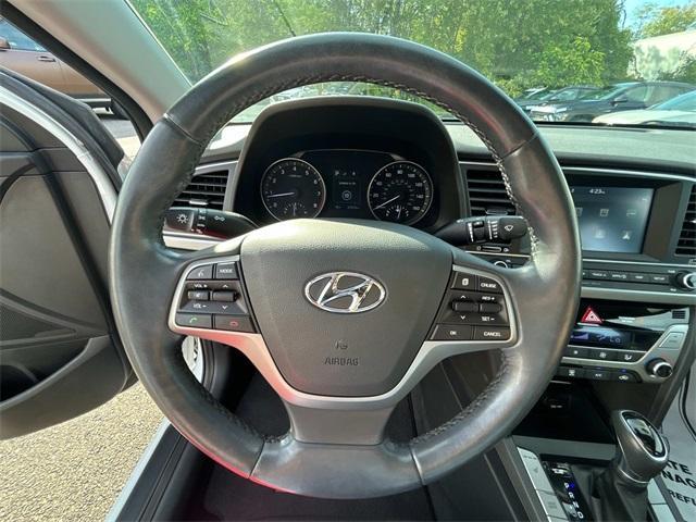 Photo of 2017 Quartz White Pearl Hyundai ELANTRA