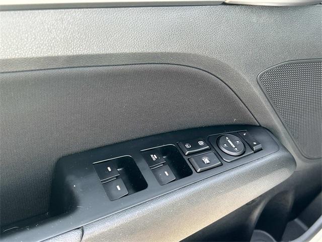 Photo of 2017 Quartz White Pearl Hyundai ELANTRA
