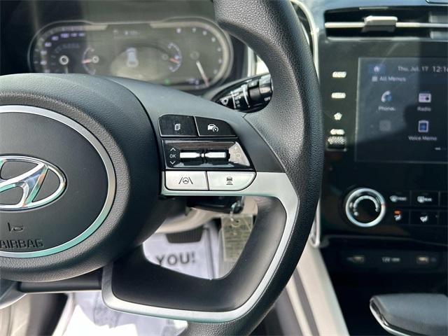 Photo of 2023 Shimmering Silver Hyundai TUCSON