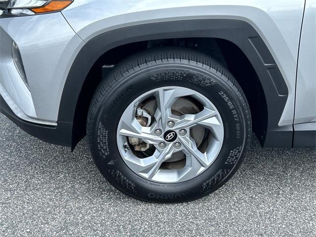 Photo of 2023 Shimmering Silver Hyundai TUCSON
