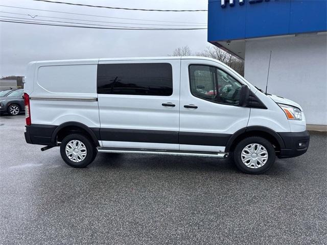Photo of 2022 Oxford White Ford Transit-250