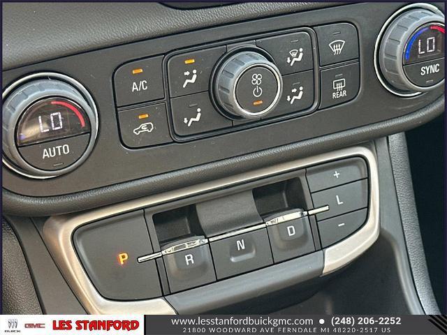 Photo of 2022 Hunter Metallic GMC Terrain