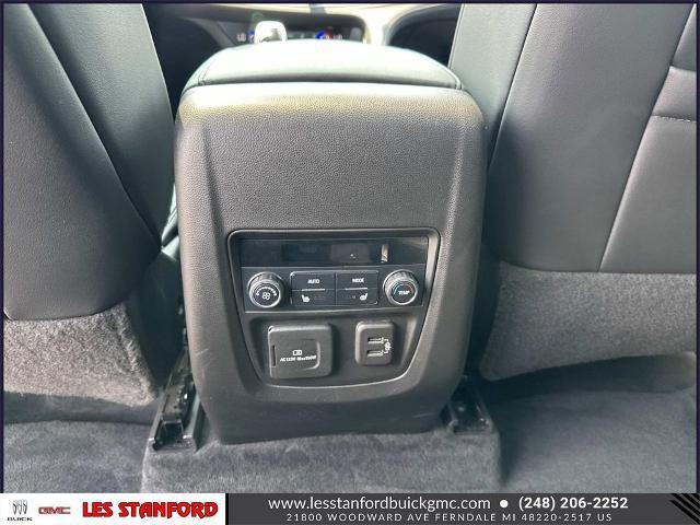 Photo of 2021 Rich Garnet Metallic Buick Enclave