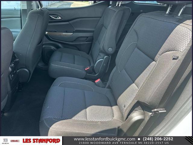 Photo of 2023 Summit White GMC Acadia