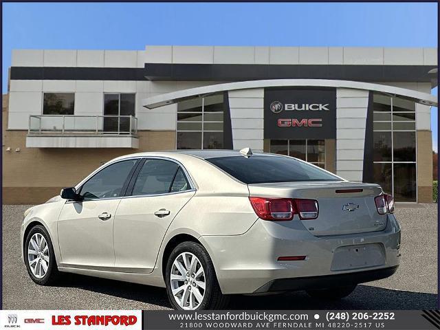 Photo of 2014 Champagne Silver Metallic Chevrolet Malibu