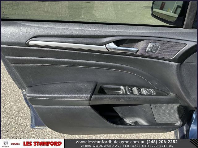 Photo of 2019 Blue Metallic Ford Fusion