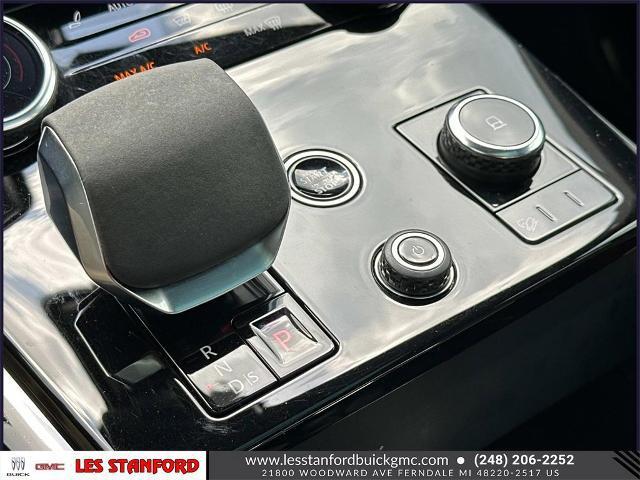 Photo of 2023 Fuji White Land Rover Range Rover Sport