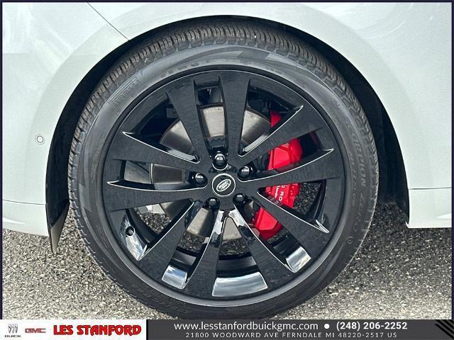 Photo of 2023 Fuji White Land Rover Range Rover Sport