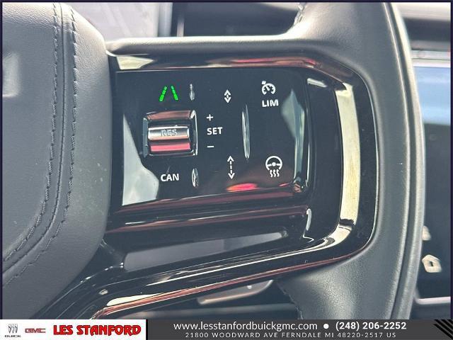 Photo of 2023 Fuji White Land Rover Range Rover Sport