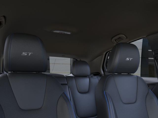 Photo of 2025 Summit White Buick Encore GX