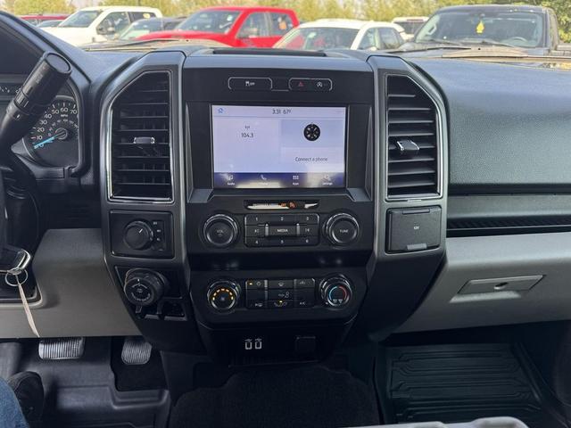 Photo of 2020 Iconic Silver Metallic Ford F-150