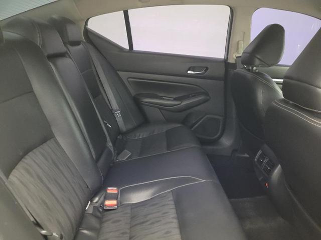 Photo of 2019 Brilliant Silver Metallic Nissan Altima