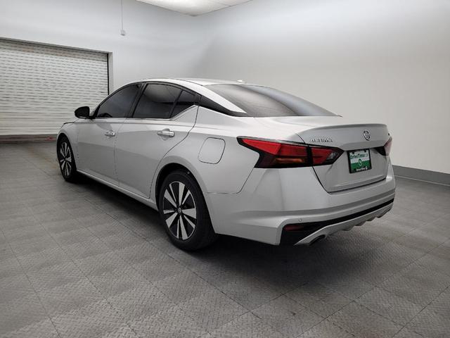 Photo of 2019 Brilliant Silver Metallic Nissan Altima