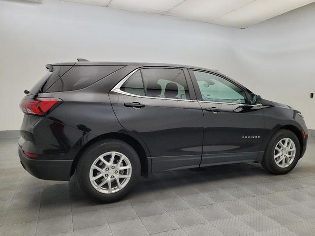 Photo of 2022 Mosaic Black Metallic Chevrolet Equinox