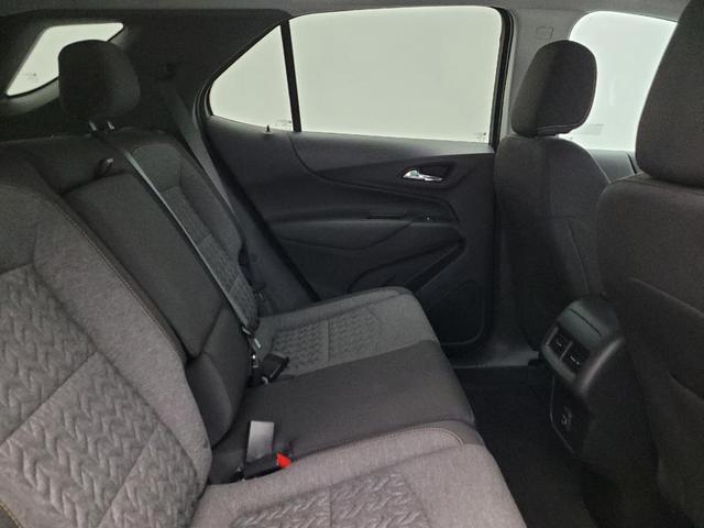 Photo of 2022 Mosaic Black Metallic Chevrolet Equinox