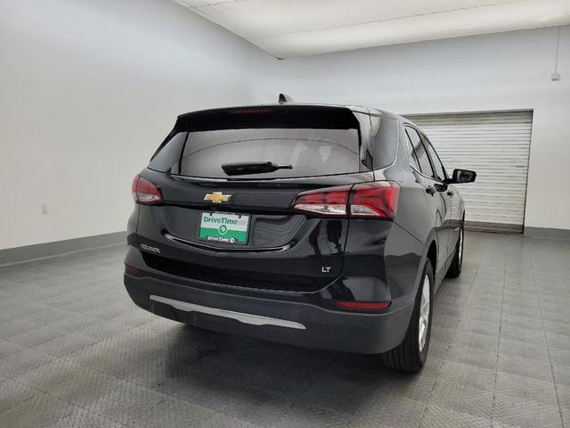 Photo of 2022 Mosaic Black Metallic Chevrolet Equinox