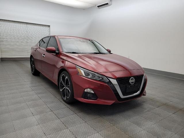 Photo of 2021 Scarlet Ember Tintcoat Nissan Altima