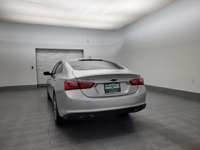 Photo of 2018 Silver Ice Metallic Chevrolet Malibu