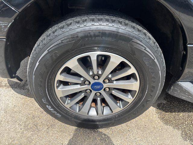 Photo of 2017 - Ford Expedition