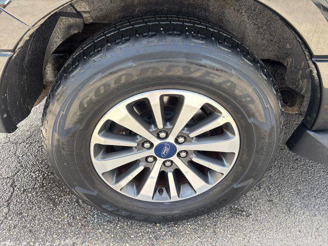 Photo of 2017 - Ford Expedition