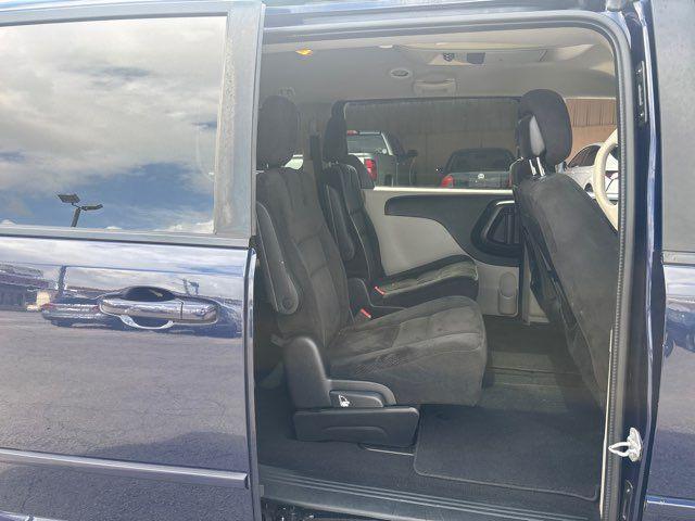 Photo of 2016 True Blue Pearlcoat Dodge Grand Caravan
