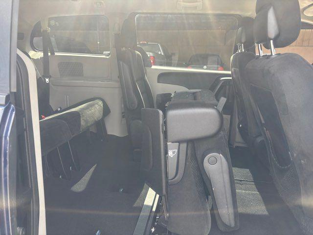 Photo of 2016 True Blue Pearlcoat Dodge Grand Caravan