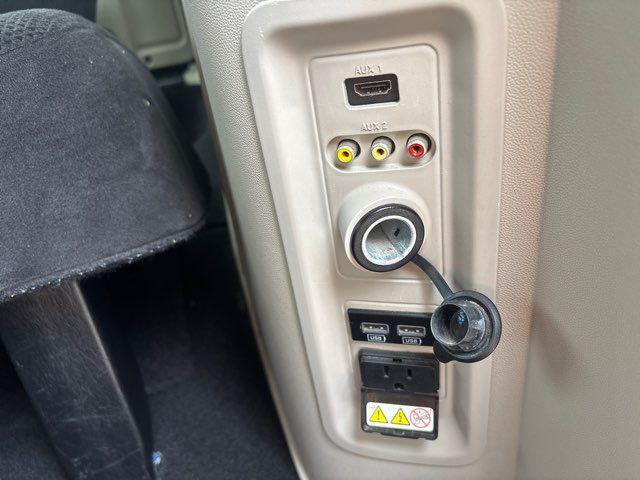 Photo of 2016 True Blue Pearlcoat Dodge Grand Caravan