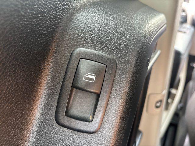Photo of 2016 True Blue Pearlcoat Dodge Grand Caravan