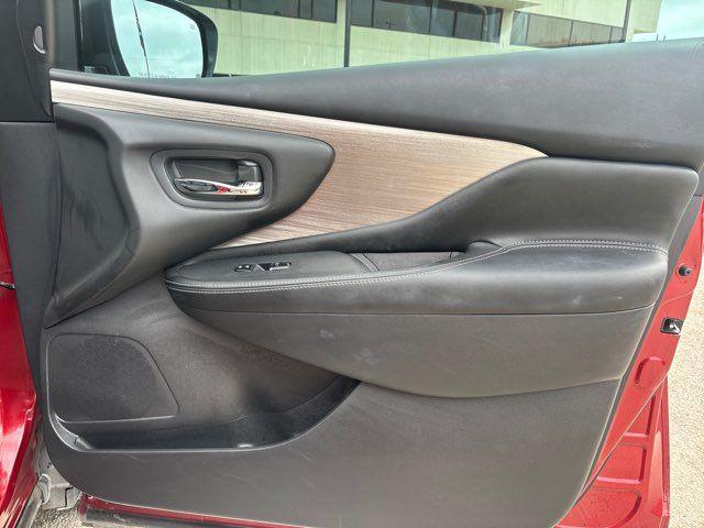 Photo of 2017 Cayenne Red Metallic Nissan Murano