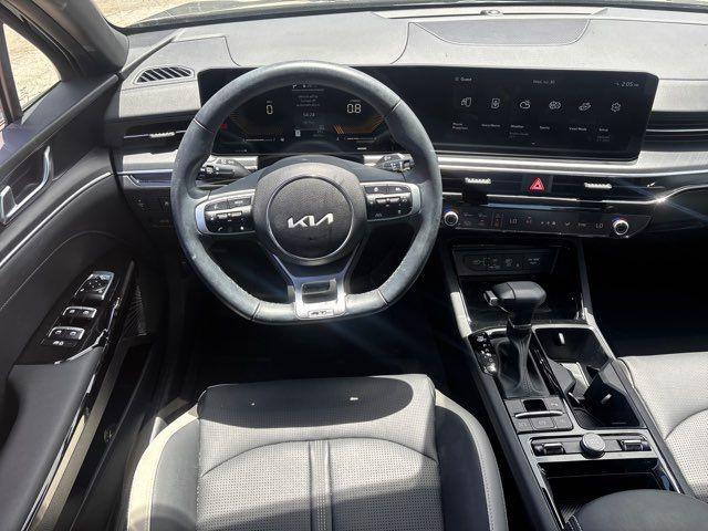 Photo of 2025 Aurora Black Pearl Kia K5
