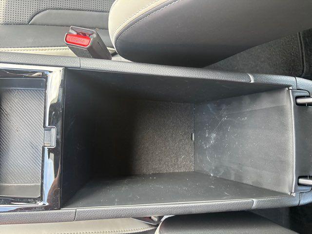 Photo of 2025 Aurora Black Pearl Kia K5
