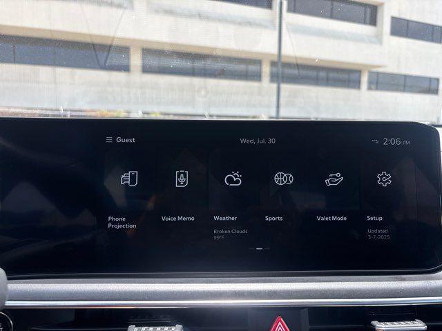 Photo of 2025 Aurora Black Pearl Kia K5