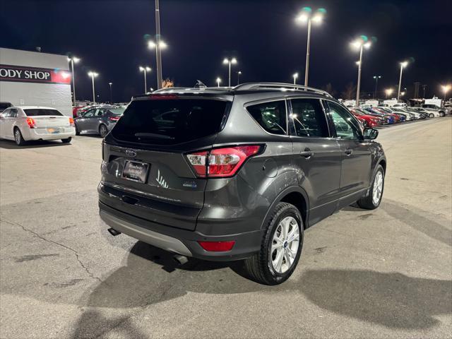 Photo of 2018 Magnetic Metallic Ford Escape