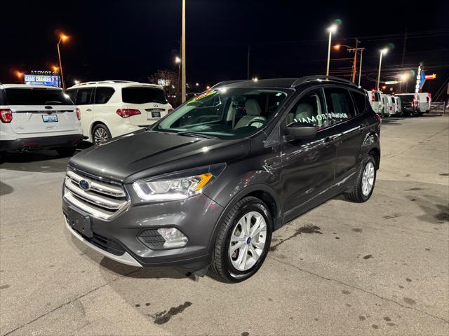 Photo of 2018 Magnetic Metallic Ford Escape