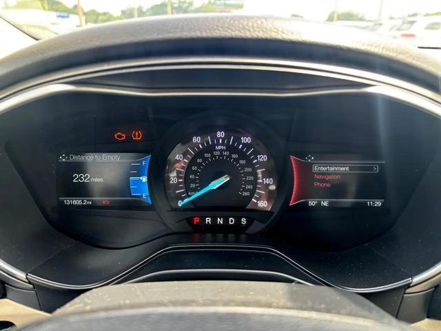 Photo of 2019 White Ford Fusion