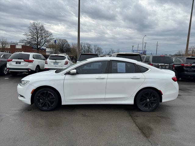 Photo of 2016 Bright White Clearcoat Chrysler 200