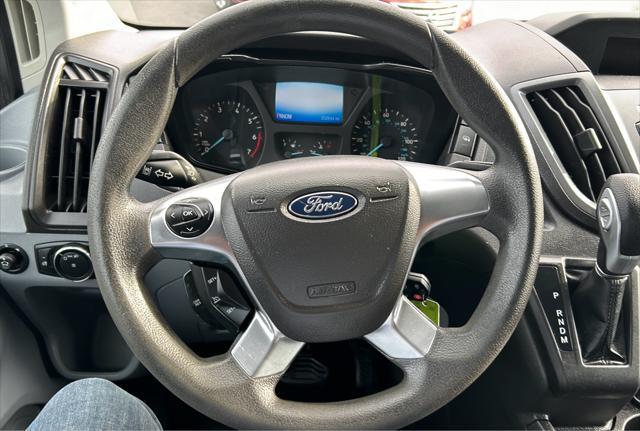 Photo of 2016 Oxford White Ford Transit-250