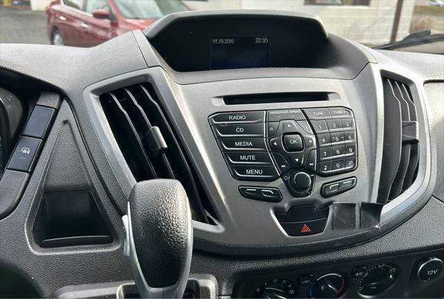 Photo of 2016 Oxford White Ford Transit-250